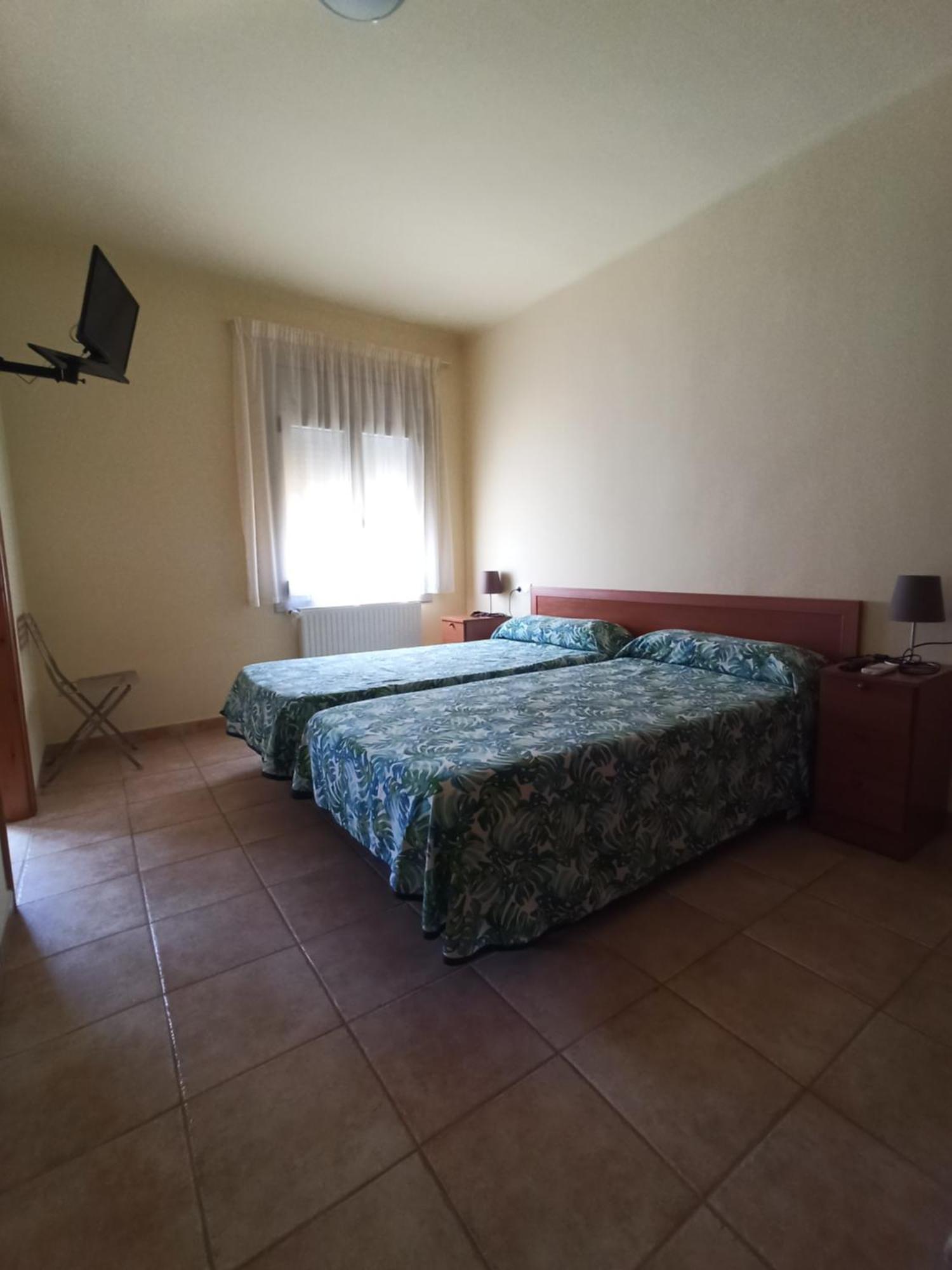 Pages Villa Sant Climent Sescebes Luaran gambar